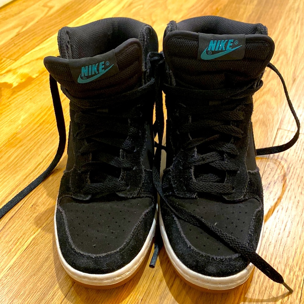 Nike dunks sky hi in black gum (2015)